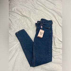 Chiu -5kg jeans - brand new with tag ✨ (korean brand)